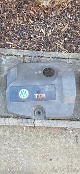 Horni originalni kryty motoru VW. - 7