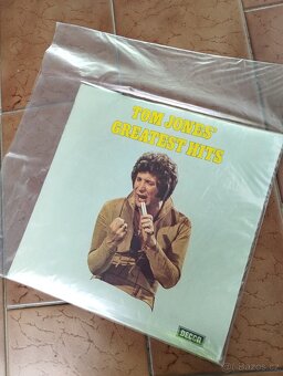 LP TOM JONES- greatest hits - 7