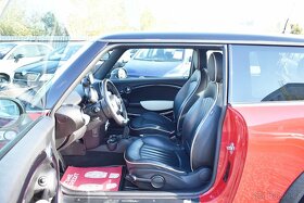 MINI COOPER S R56,PO ROZVODECH,KŮŽE,NAVI,VÝH.SEDAČEK,TOP - 7