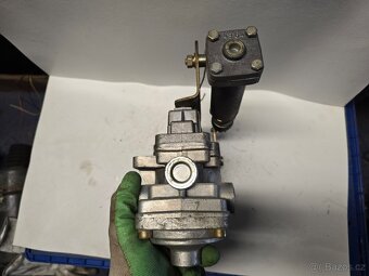 Zátěžový regulátor brzd PAL 443612401 (Tatra) - 7