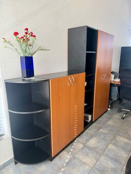 Prodám kancelářský nábytek - 7