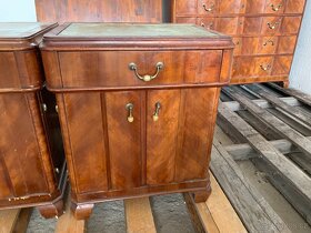 Starožitné skříně - 7