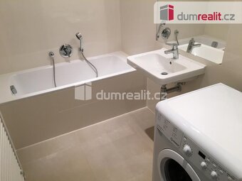 Pronájem 2+kk 55m2 Praha 10 novostavba zařízený sklep posilo - 7