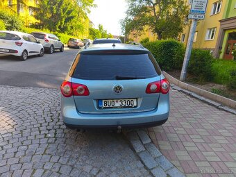 Volkswagen Passat B6 2.0 TDI - 7