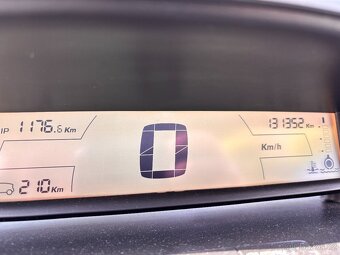 Citroen C4 Coupe 2006 - STK do 8/2026, najeto 131 352 km - 7