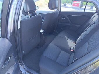 Prodám Toyota Avensis 2,0 D 93KW r.v. 2011 - 7