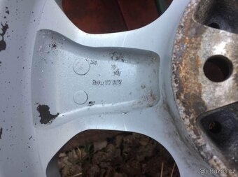 Prodám obutá, vyvážená Alu kola na Mercedes-Benz ML W163 - 7