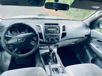 Toyota Hilux 2.5 88kw - 7