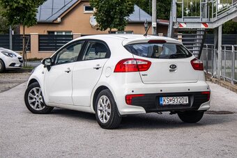 Kia Rio 1.4 CVVT Gold - 7