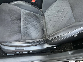 superb 3 kombi 2,0 tdi  sportline - 7