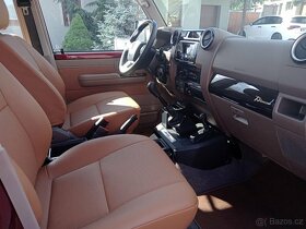 Land Cruiser 76 HZJ 4,5TD V8, 70TH ANNIVERSARY Black Edition - 7