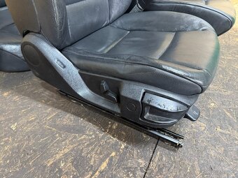 KOMPLETNÍ ČERNÝ KOŽENÝ INTERIÉR BMW F10 - 7