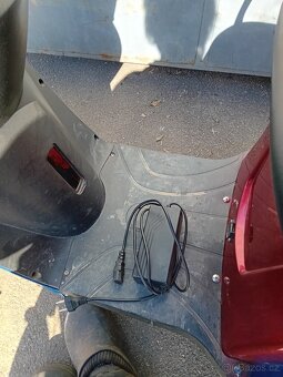 INVALIDNI ELEKTRO TRIKOLKA - 7