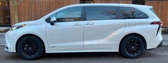 TOYOTA SIENNA HYBRID  (rezervace) - 7