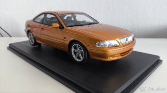 Model Volvo C70 Coupé 1:18 DNA Collectibles - 7