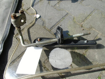 Plexi (velké) s ochranou nohou na skůtra (Vespa ?),motorku. - 7