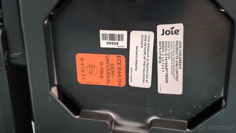 Autosedačka JOIE - 7