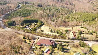 Prodej stavebního pozemku 4420 m² Vápenný Podol-Nerozhovice - 7