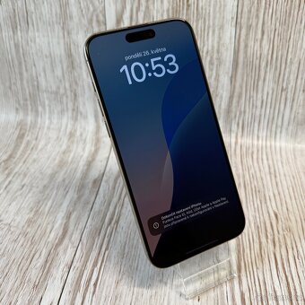 iPhone 15 Pro Max 256GB, nature Titan, eSIM (rok záruka) - 7