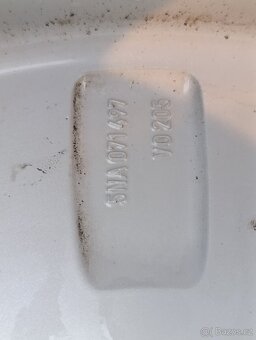 Prodám sadu ALU disků Orig. W Corvara R17 s pneu 215/65/R17 - 7