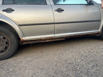 Golf 1.9 TDI na přihlášení - 7