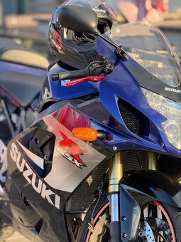 Suzuki GSXR 750 K5 - 7