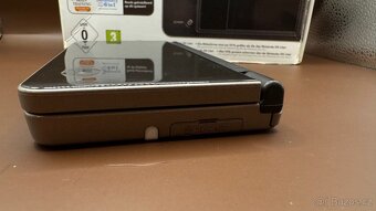 Nintendo DSi XL - 7