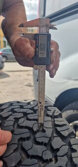 BF Goodrich all terrain 265/60 r18 - 7