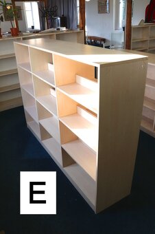 Dřevěné regály, dětský herní kout - prodej - 7