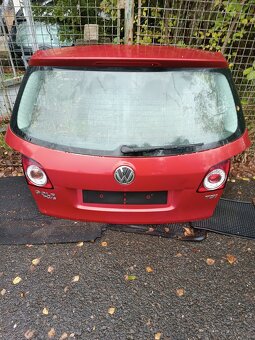 VW Golf 5 plus - páté dveře, viko kufru - 7