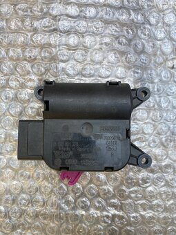 Servomotor nastavení klimatizace VW - 7