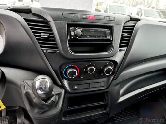 Iveco DAILY 35S12 3 STR.SKLÁPĚČ/ 7 MÍST/ TAŽNÉ 3,5T - 7