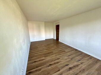 Pronájem nově zrekonstruovaného bytu 2+1 65 m² - Pravdova ul - 7