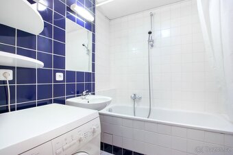 Pronájem bytu 3+kk, 76m2, Praha - Smíchov, Zborovská - 7