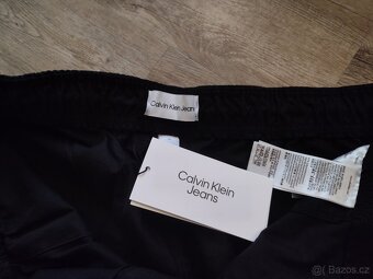 Calvin Klein pánské černé kalhoty - vel. XL - 7