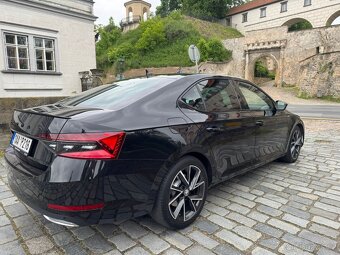Škoda Superb 3 2.0 TDI 2023/11 DSG Sportline 1.maj. - 7