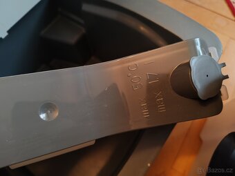 Vysavač Zelmer Aquawelt 1600w - 7