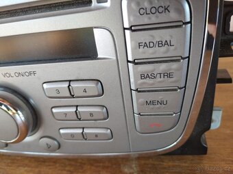 Originální autorádio FORD, model 6000 CD - 7