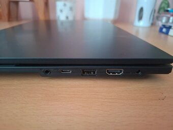 Zánovní asus - 7