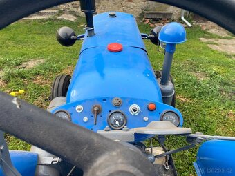 PRODÁM ZETOR 25K - 7