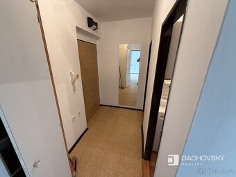Pronájem bytu 1+1 44 m² - 7