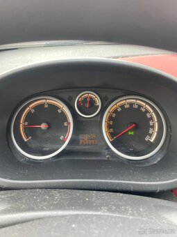 Opel Corsa 1,3 dcti - 7