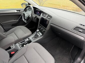 Volswagen e-Golf 100kW FCL/TČ/VIRTUAL/KESSY/DPH - 7