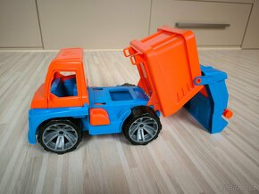 Sada plastových aut - 7