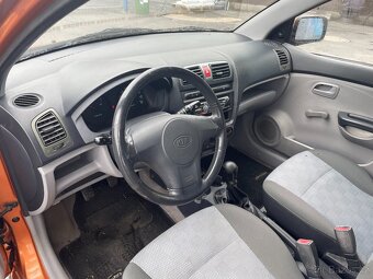 KIA PICANTO LX 1.0i 45 KW Koupeno ČŘ 11/2007 - 7