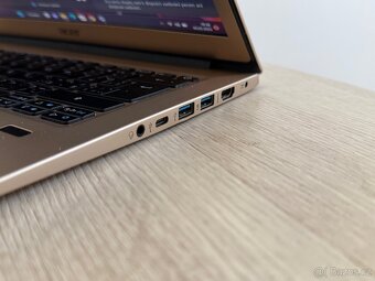Acer Swift 1 - Pentium | 4GB RAM | 256GB SSD | příslušenství - 7