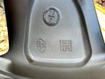 TOYOTA RAV4 , 225/60/18 letní sada - 7