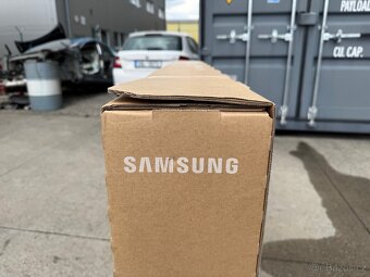 SAMSUNG chytrý televizot 65” CU7100 UHD 4K HDR - 7