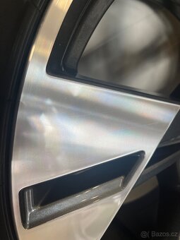 Alu kola Audi E-Tron Q8 255/50/20 Stav Top Originál - 7