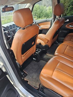 Ford Galaxy, 2.0 TDCI 103kw, 7 míst, GHIA INDIVIDUAL - 7